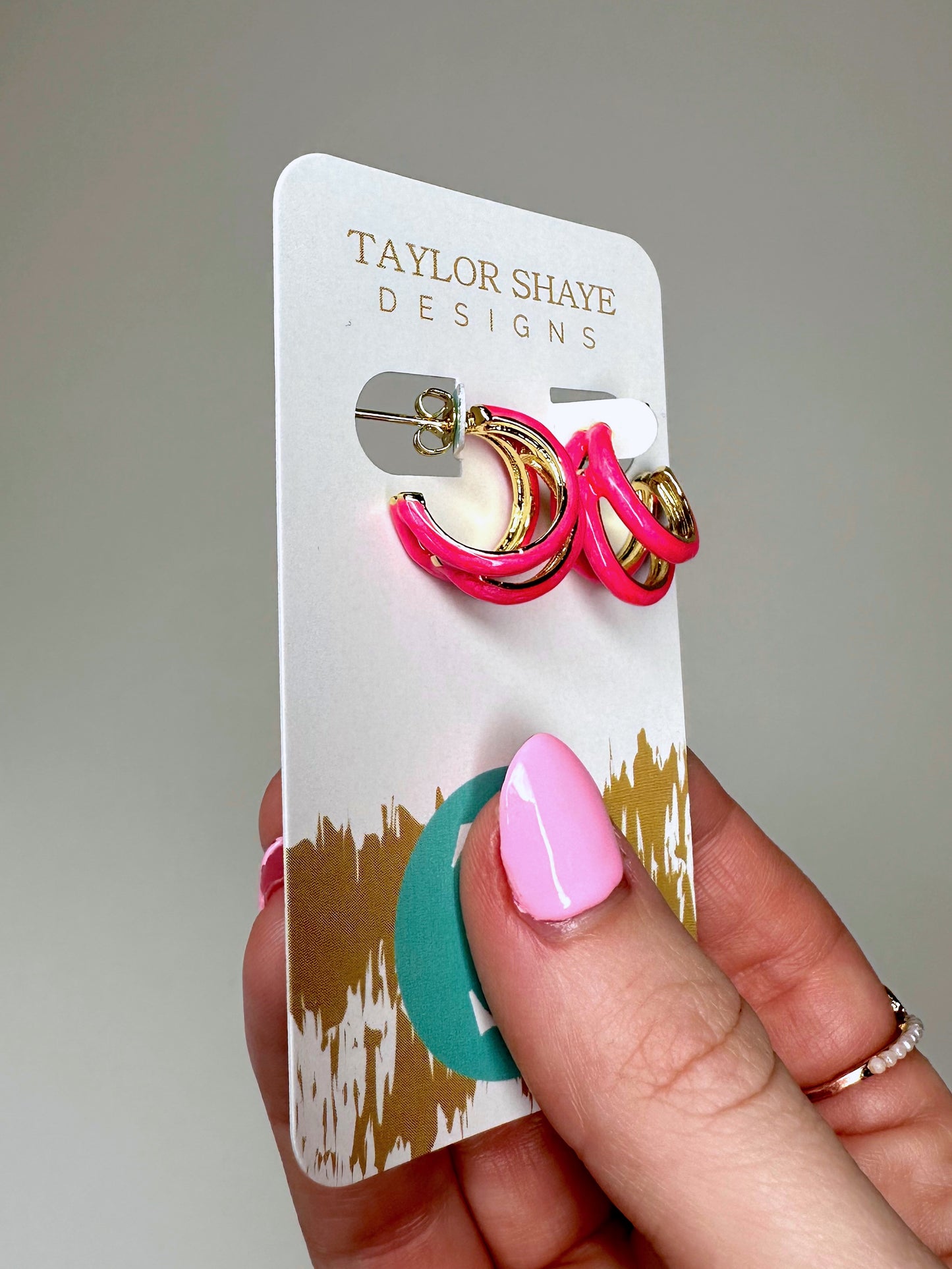 Zander Hoops - Hot Pink