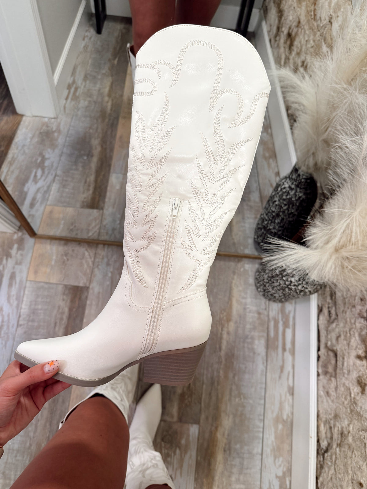 Nash Bash Western Boots - White