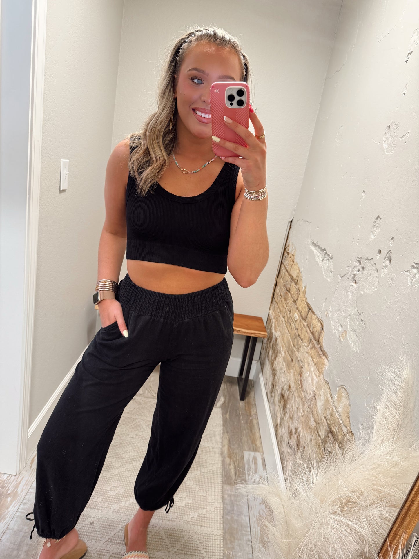 Tatum Cropped Tank - Black