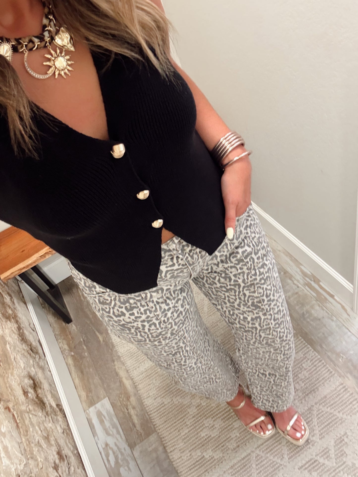 Sweater Vest Top - Black