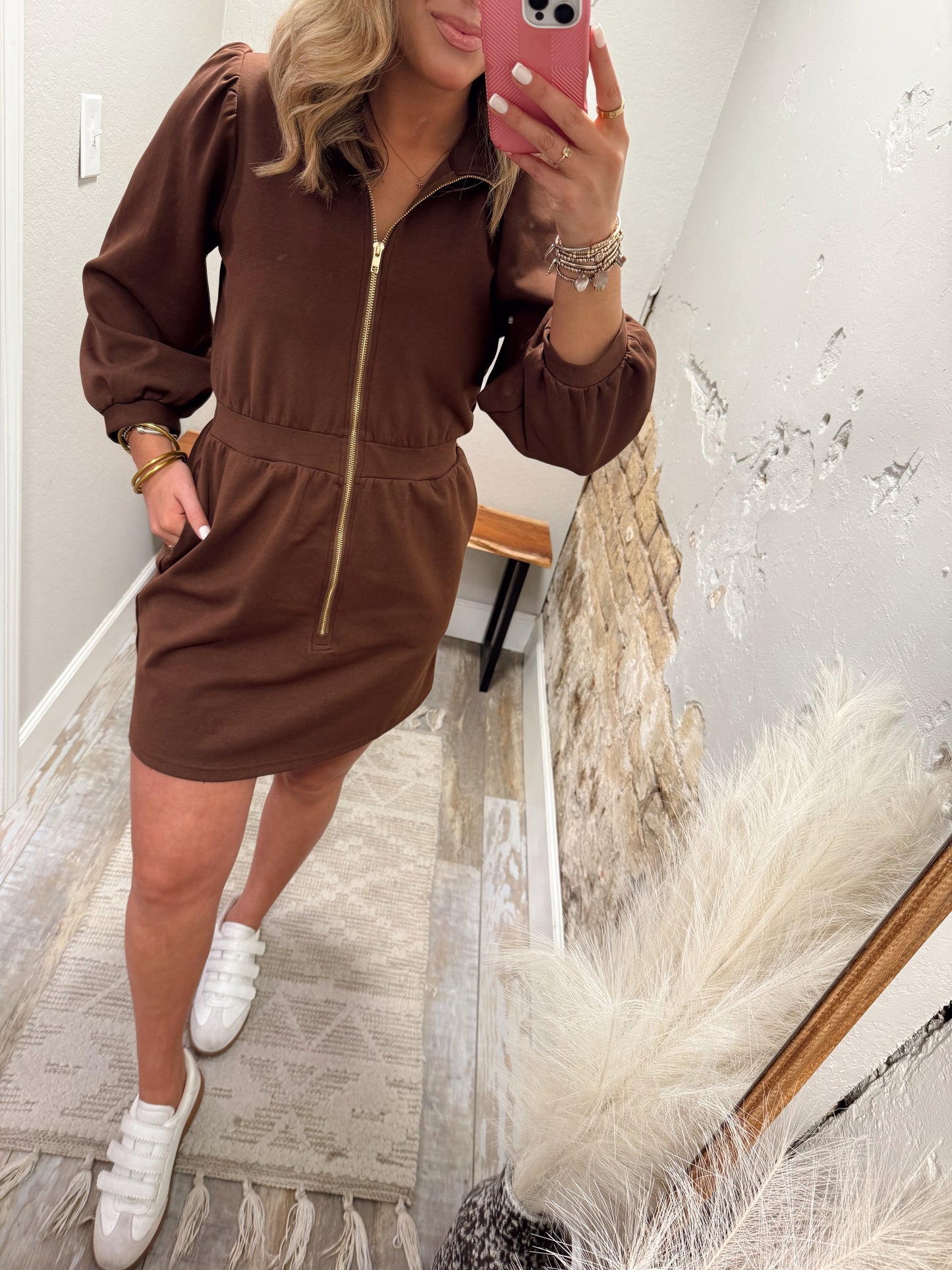 Off Duty Luxe - Espresso