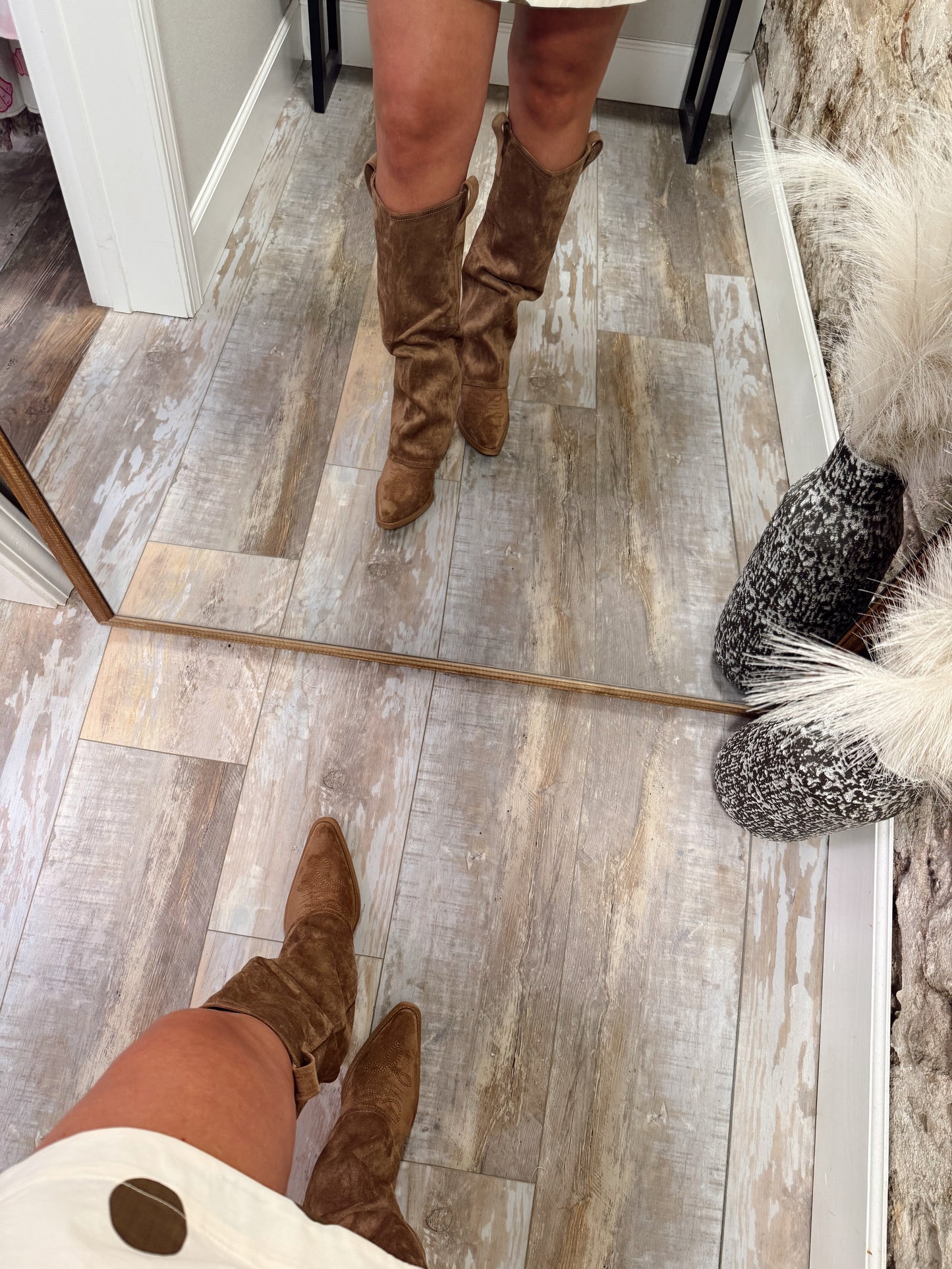 Golden Hour Western Boots - Brown