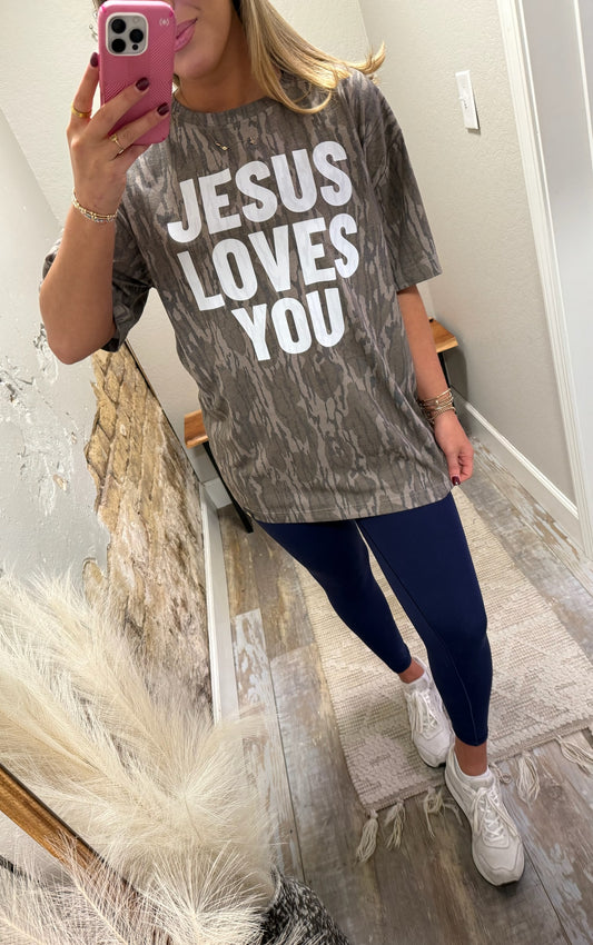 Mossy Oak Jesus Loves You Tee