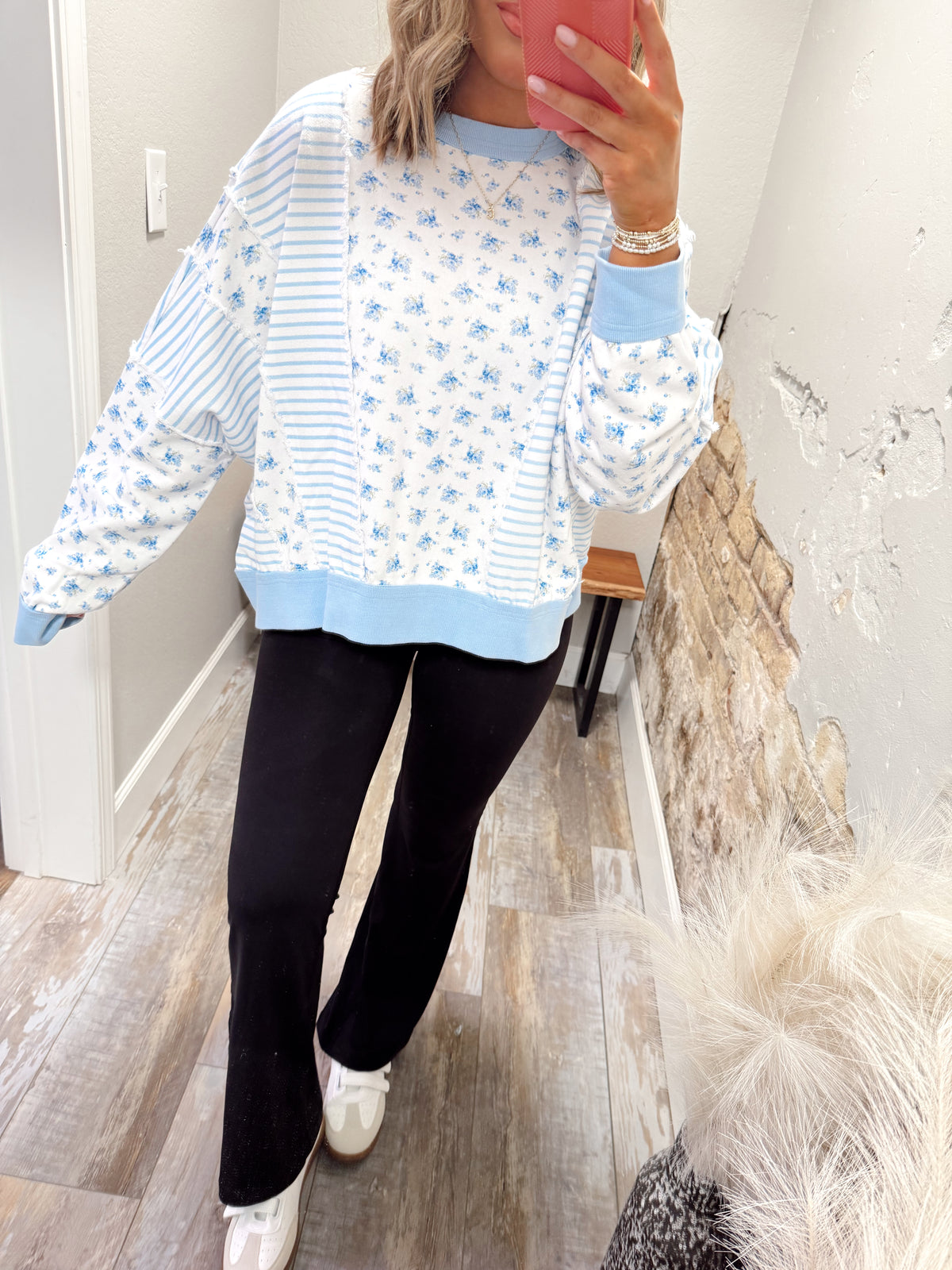 Easy Days Pullover - Lt Blue