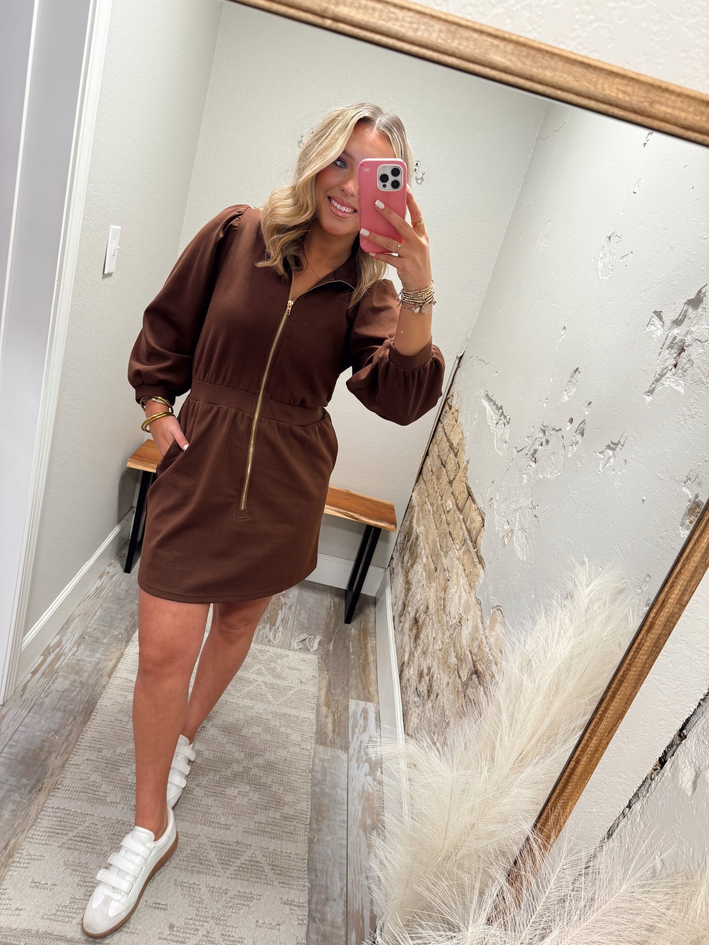 Off Duty Luxe - Espresso