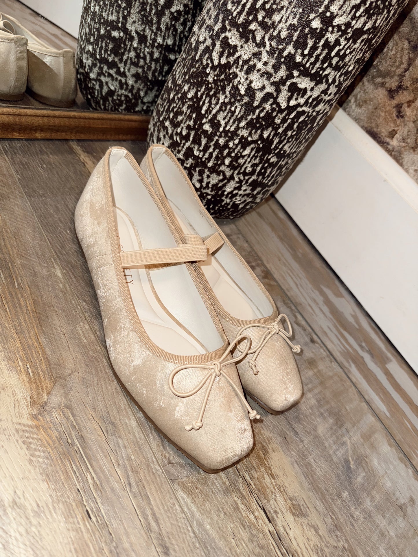 The London Flats - Beige