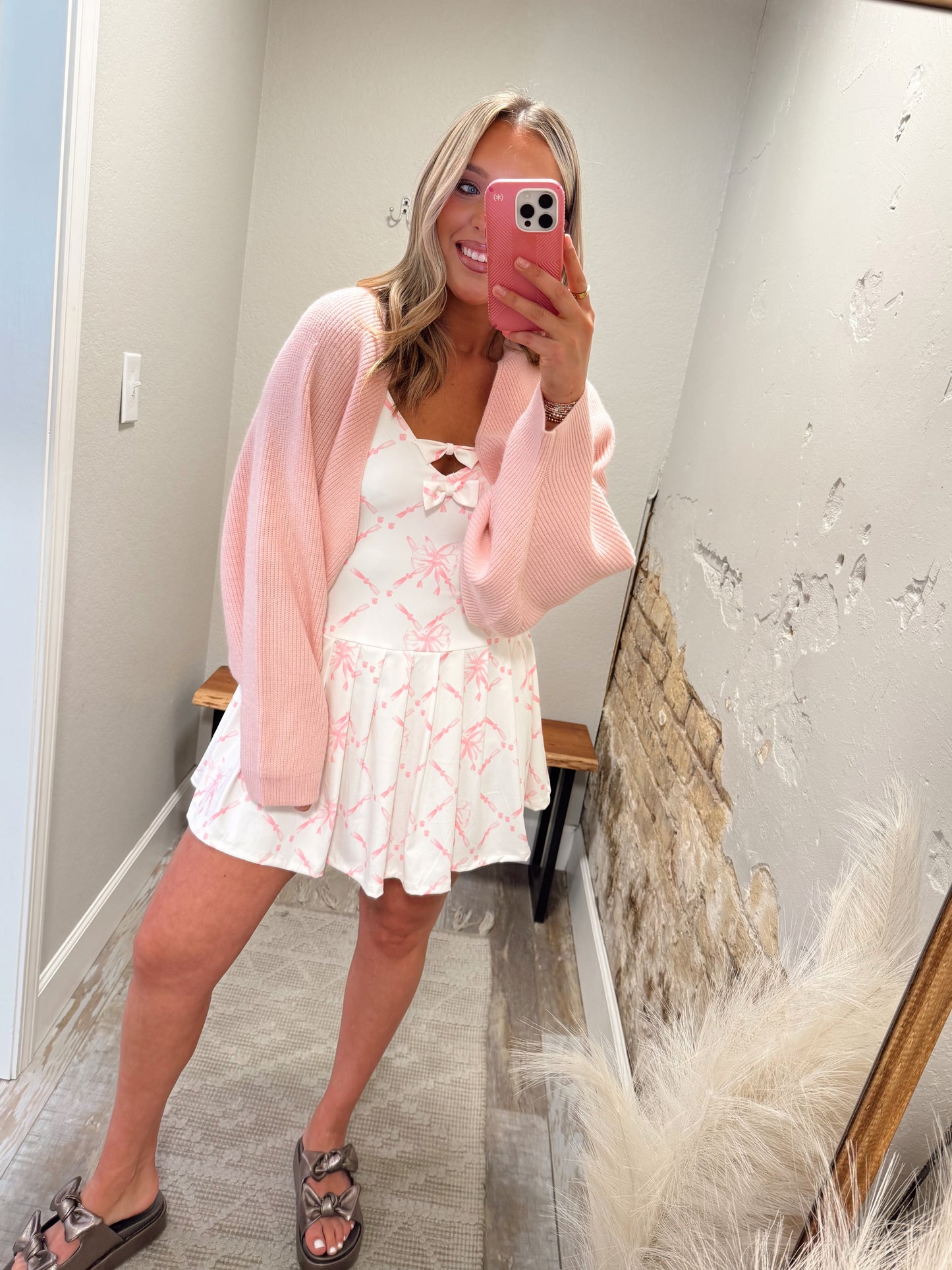 The Cardigan Shawl - Baby Pink