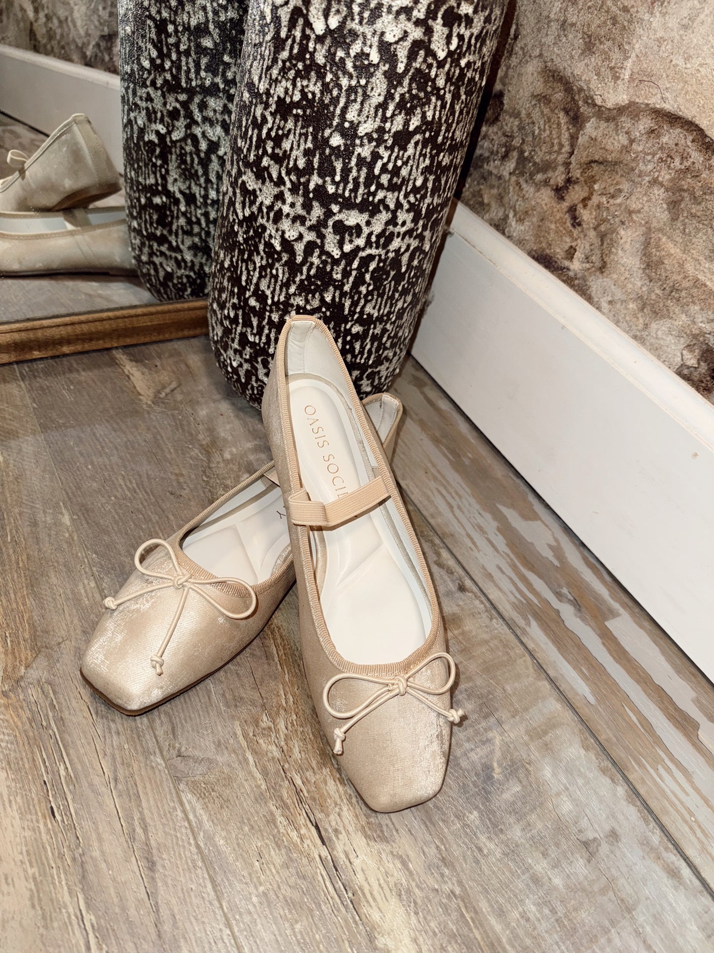 The London Flats - Beige