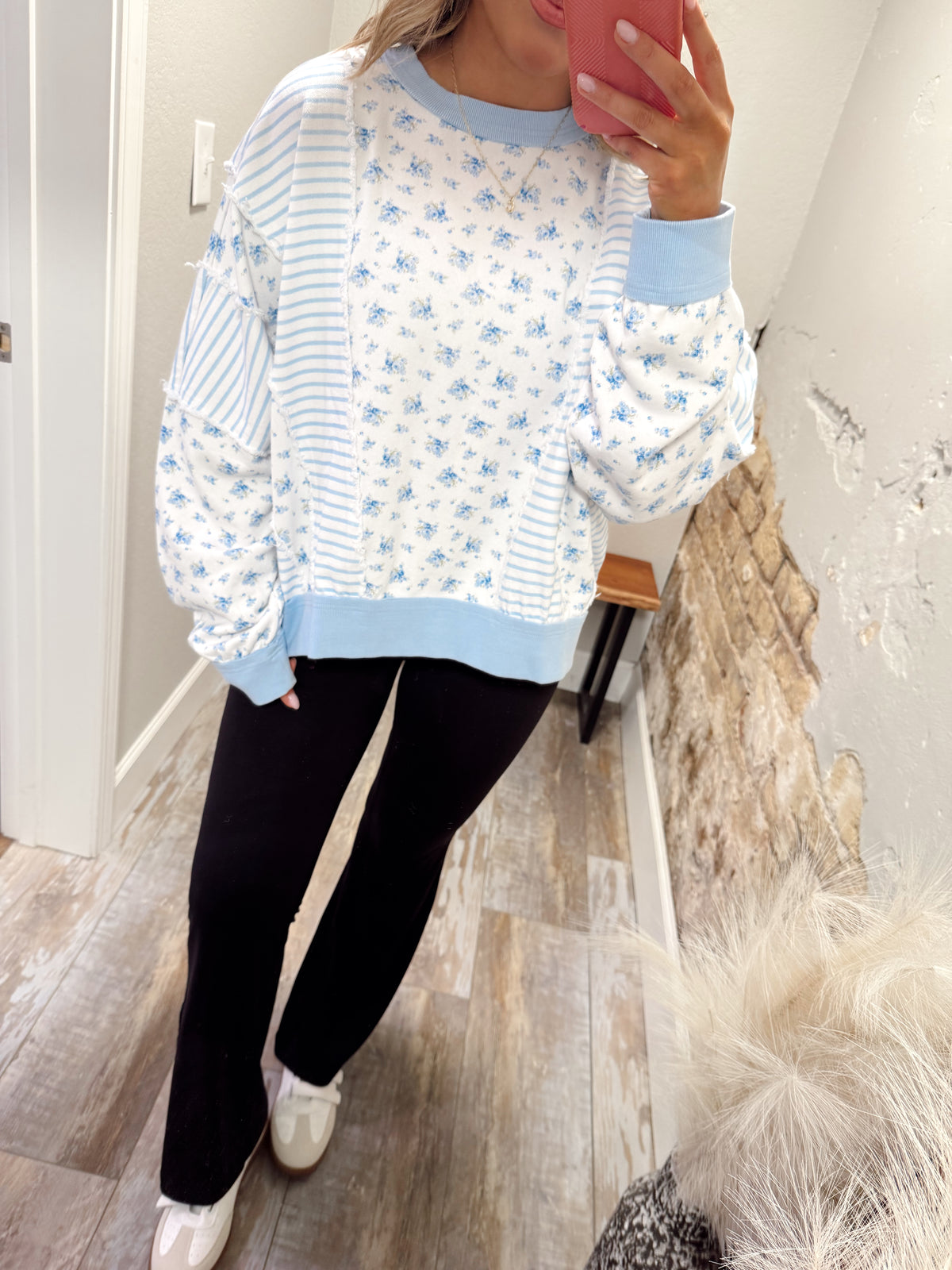 Easy Days Pullover - Lt Blue