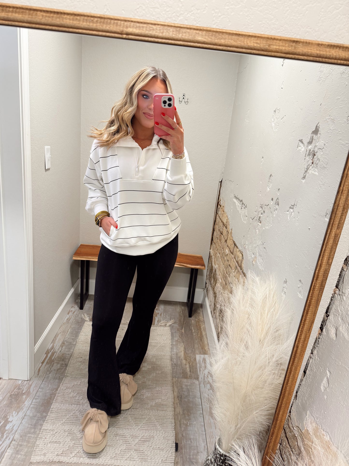 Soft Launch Pullover - Black/White