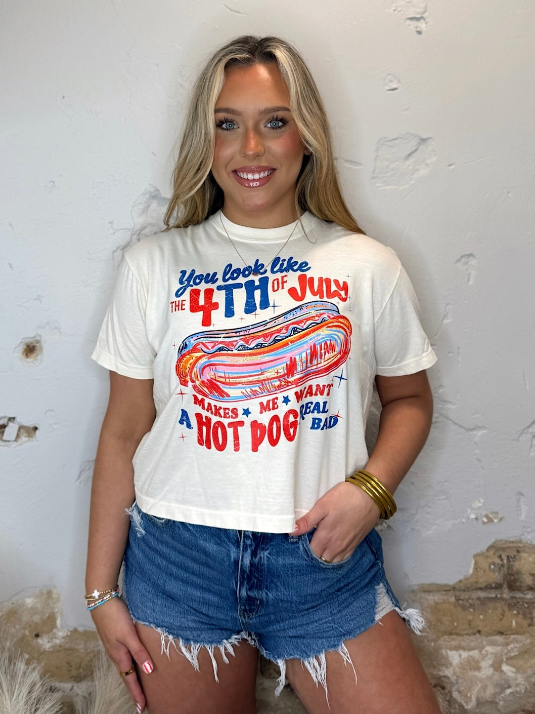 Makes Me Want A Hot Dog Cropped Tee