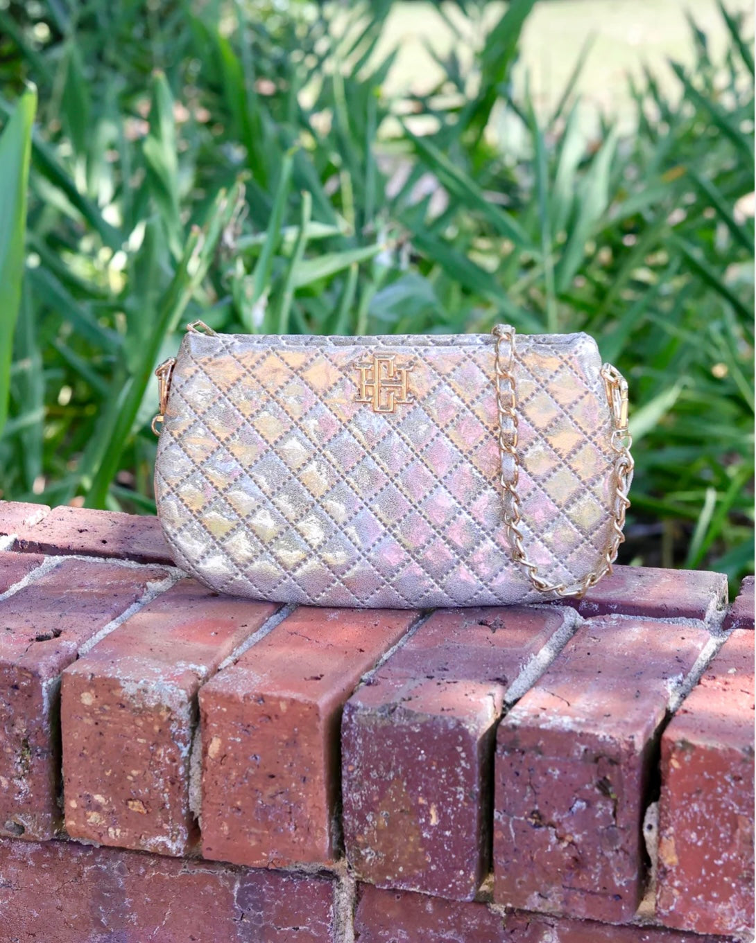 Livi Crossbody - Champagne Pop