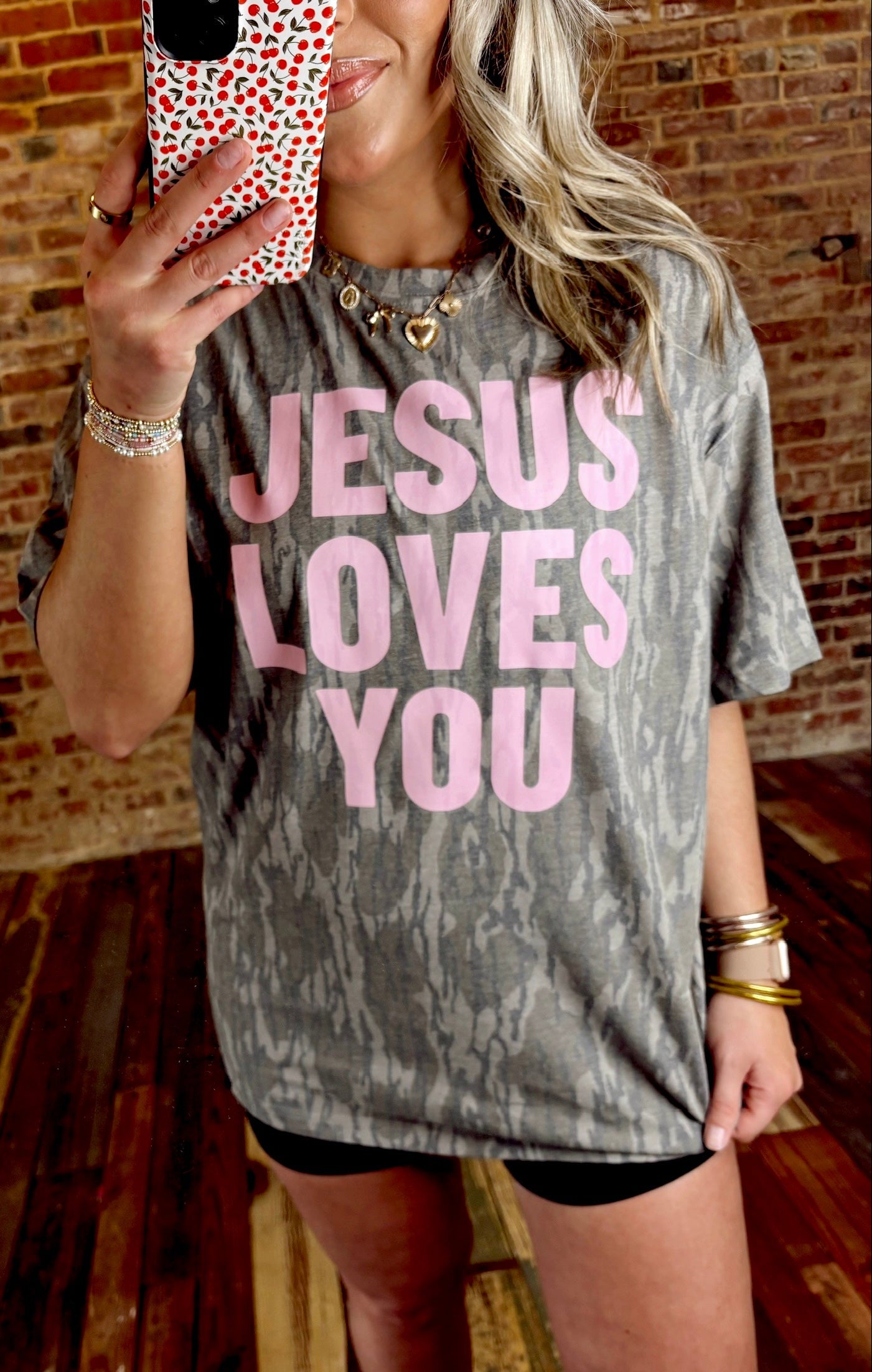 Mossy Oak Jesus Loves You Tee