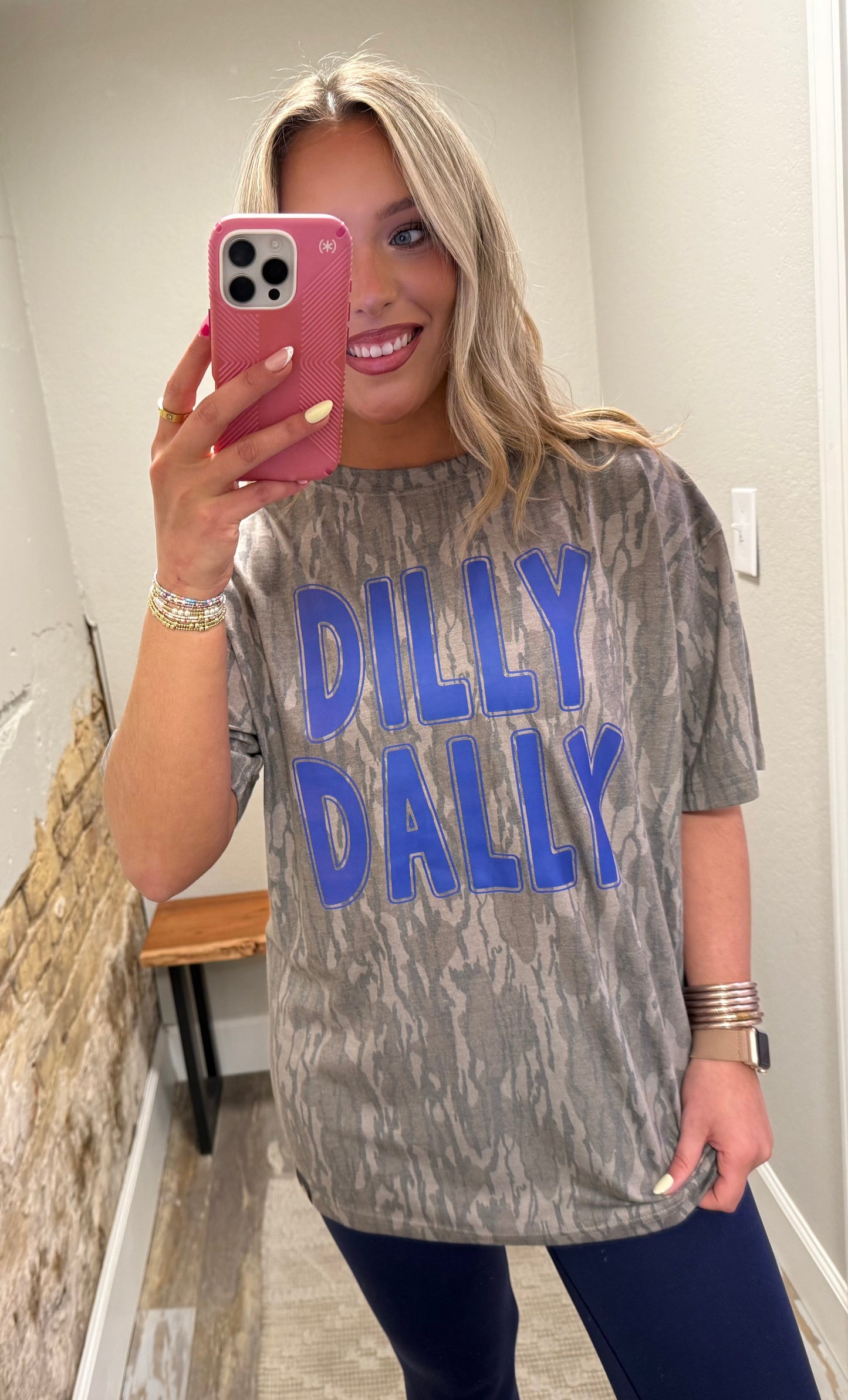 Mossy Oak Dilly Dally Tee