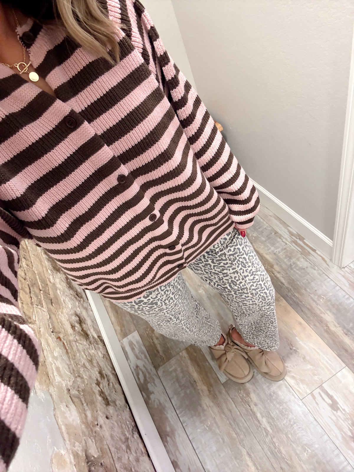 Cozy Chapter Sweater - Pink/Brown